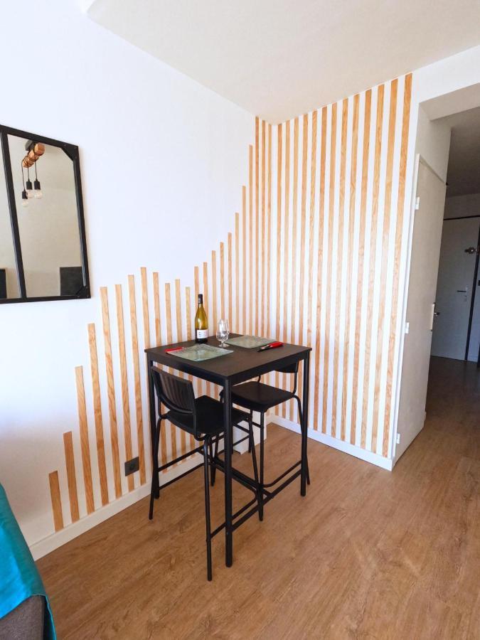 Appartement Hyeres - Costebelle Duplex Vue Mer Balcon Residence Privee Parking - Marie Caroline Extérieur photo